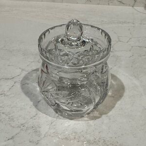 Vintage cut crystal jar, likely used for condiments, jelly, jam or honey 🍯